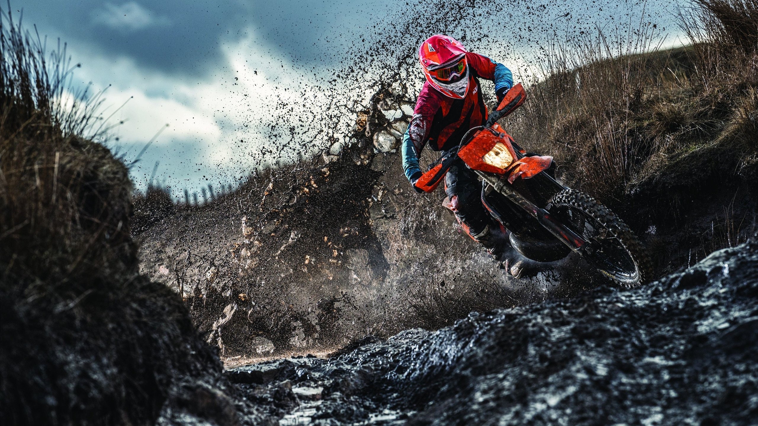 【虚拟现实体验】未来观众可以在家“身临其境”看比赛!,虚拟现实表演